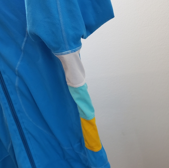 Lululemon Reversible Jacket - Picture 6 of 11